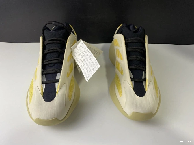 YEEZY 700 SRPHYM
